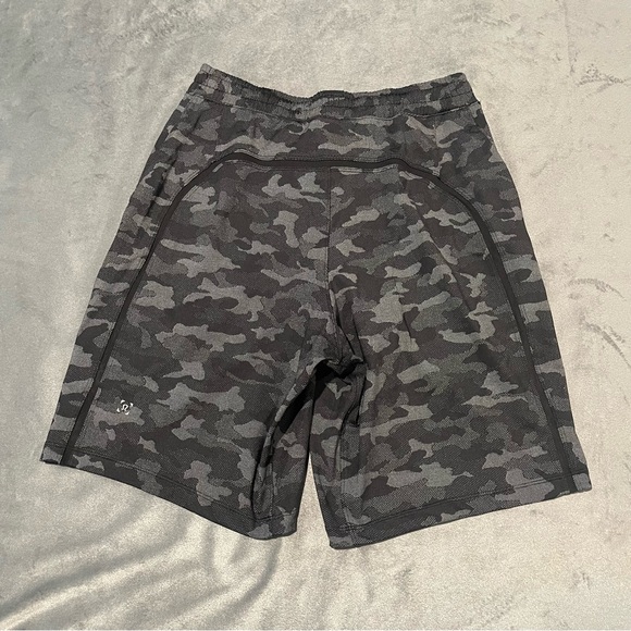 lululemon athletica Other - Lululemon Pace Breaker 9" Lined Shorts Mens S Black Camo Activewear Gym Stretch